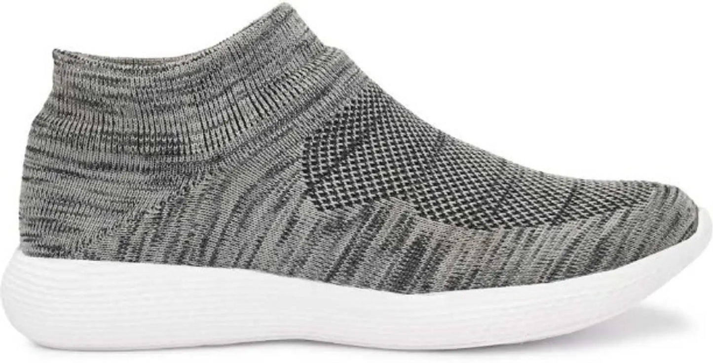 Sports shoes for unisex