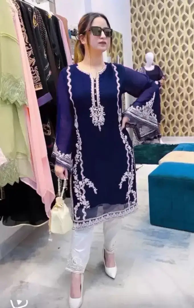 Women Kurta and Pant Blue